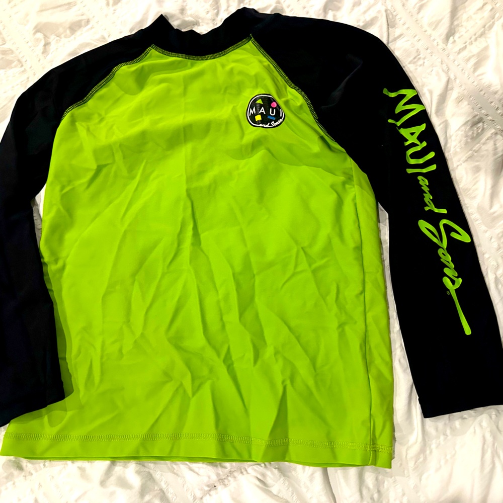 Maui and Sons swim shirt